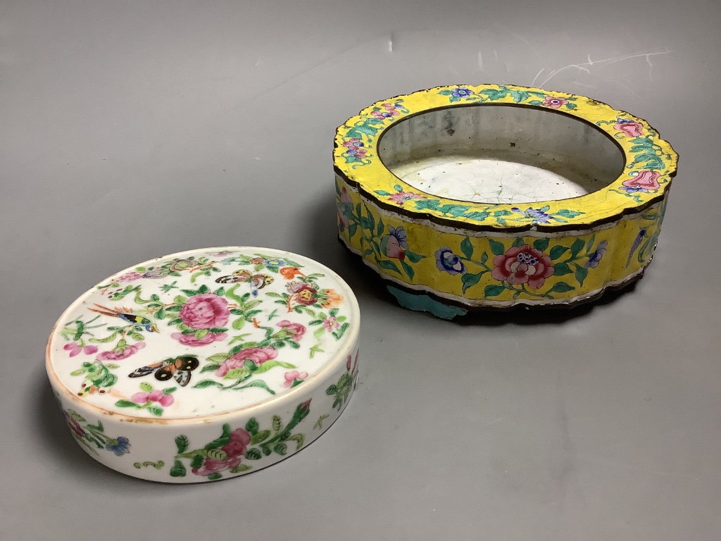 An 19th century Canton enamel stand,18.5cm and a famille rose cover